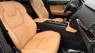 2019 VOLVO XC90