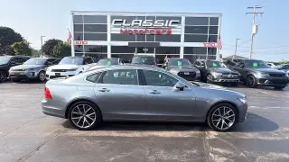 2018 VOLVO S90