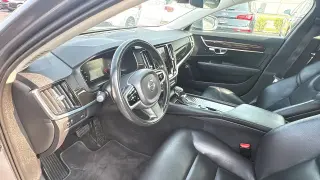 2018 VOLVO S90