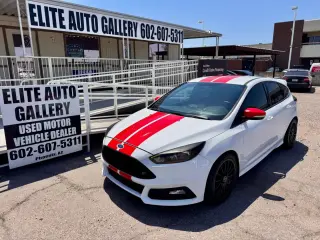 2016 FORD FOCUS