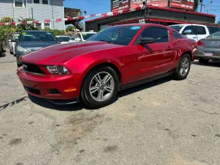 2011 FORD MUSTANG