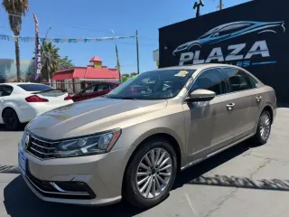 2016 VOLKSWAGEN PASSAT