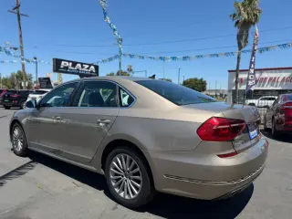 2016 VOLKSWAGEN PASSAT