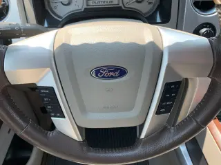 2010 Ford F150 SUPERCREW CAB