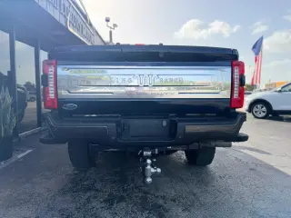 2024 Ford F350 SUPER DUTY CREW CAB