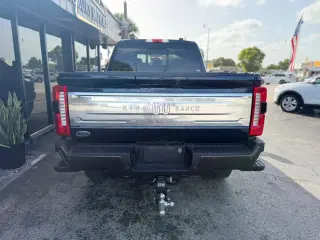 2024 Ford F350 SUPER DUTY CREW CAB