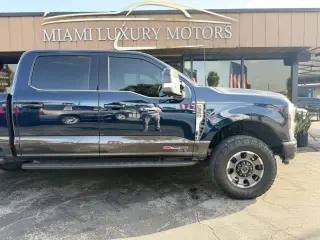 2024 Ford F350 SUPER DUTY CREW CAB