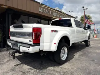 2022 Ford F450 SUPER DUTY CREW CAB