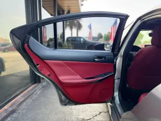 2021 Lexus IS