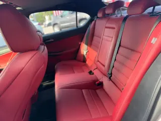 2021 Lexus IS