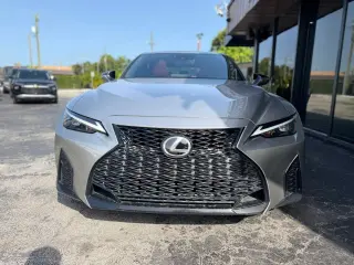 2021 Lexus IS