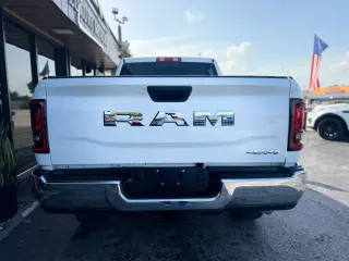 2025 Ram 2500 CREW CAB