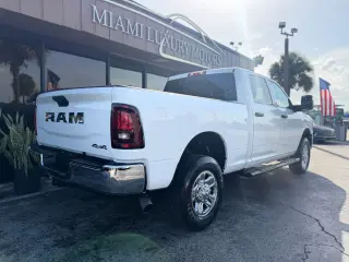 2025 Ram 2500 CREW CAB