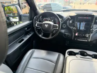 2025 Ram 2500 CREW CAB