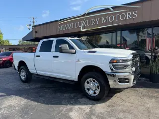 2025 Ram 2500 CREW CAB
