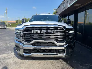 2025 Ram 2500 CREW CAB