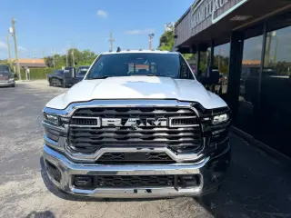 2025 Ram 2500 CREW CAB