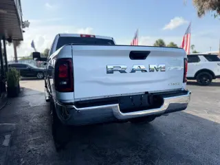 2025 Ram 2500 CREW CAB