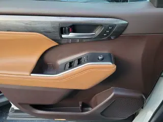 Toyota Highlander 2021 Platinum SUV 4p.