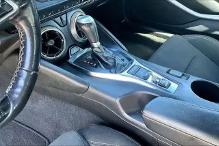 Chevrolet Camaro 2020 LT 2dr Convertible con 1LT