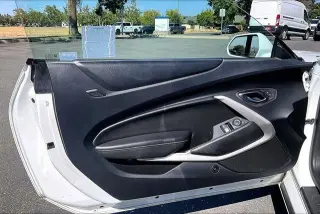 Chevrolet Camaro 2020 LT 2dr Convertible con 1LT