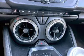Chevrolet Camaro 2020 LT 2dr Convertible con 1LT