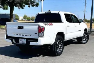 Toyota Tacoma 2022 4x4 TRD Sport 4p Doble Cabina 5.0 ft CB 6M
