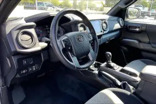 Toyota Tacoma 2022 4x4 TRD Sport 4p Doble Cabina 5.0 ft CB 6M