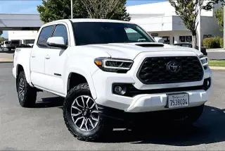 Toyota Tacoma 2022 4x4 TRD Sport 4p Doble Cabina 5.0 ft CB 6M