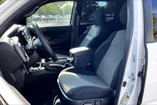 Toyota Tacoma 2022 4x4 TRD Sport 4p Doble Cabina 5.0 ft CB 6M