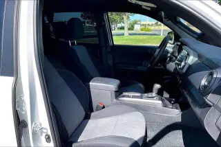 Toyota Tacoma 2022 4x4 TRD Sport 4p Doble Cabina 5.0 ft CB 6M