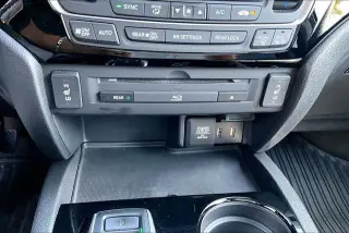 Honda Pilot 2018 AWD Touring 4p SUV