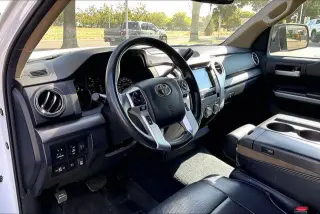 Toyota Tundra 2021 4x4 SR5 4p Camioneta Cabina CrewMax SB