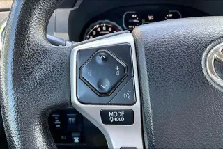 Toyota Tundra 2021 4x4 SR5 4p Camioneta Cabina CrewMax SB