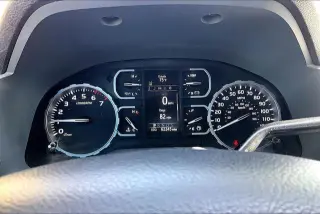 Toyota Tundra 2021 4x4 SR5 4p Camioneta Cabina CrewMax SB