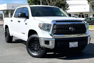 Toyota Tundra 2021 4x4 SR5 4p Camioneta Cabina CrewMax SB