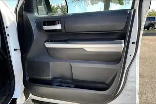 Toyota Tundra 2021 4x4 SR5 4p Camioneta Cabina CrewMax SB