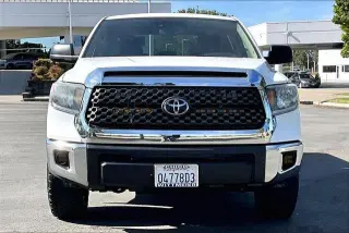 Toyota Tundra 2021 4x4 SR5 4p Camioneta Cabina CrewMax SB