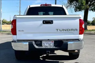 Toyota Tundra 2021 4x4 SR5 4p Camioneta Cabina CrewMax SB