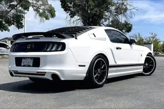 Ford Mustang 2013 V6 Premium 2p Fastback