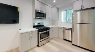 1 Bedroom 1BA Apt In Lynwood