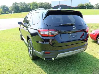 Honda Pilot 2025 Touring 4p SUV