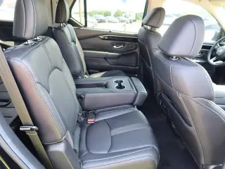 Honda Pilot 2025 Touring 4p SUV