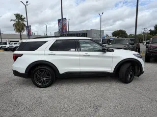 Ford Explorer 2025 AWD ST-Line 4p SUV