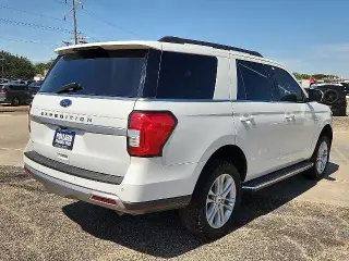 Ford Expedition 2023 4x4 XLT 4p SUV