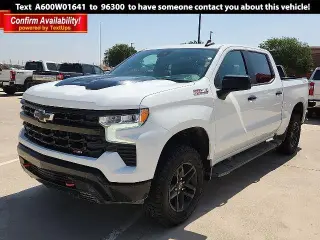 Chevrolet Silverado 1500 2024 4x4 LT Trail Boss 4p. Cabina de Tripulante 5.8 pies CB