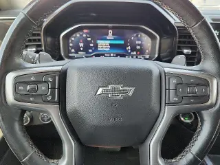 Chevrolet Silverado 1500 2024 4x4 LT Trail Boss 4p. Cabina de Tripulante 5.8 pies CB
