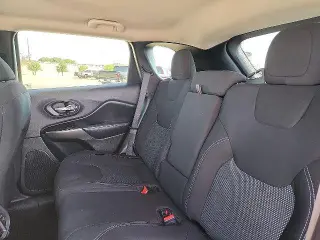 Jeep Cherokee 2021 Latitude 4p SUV