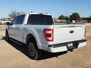 Ford F-150 2022 4x4 Lariat 4p SuperCrew 5.5 ft. CB