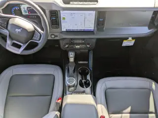 Ford Bronco 2024 4x4 Black Diamond 4p SUV